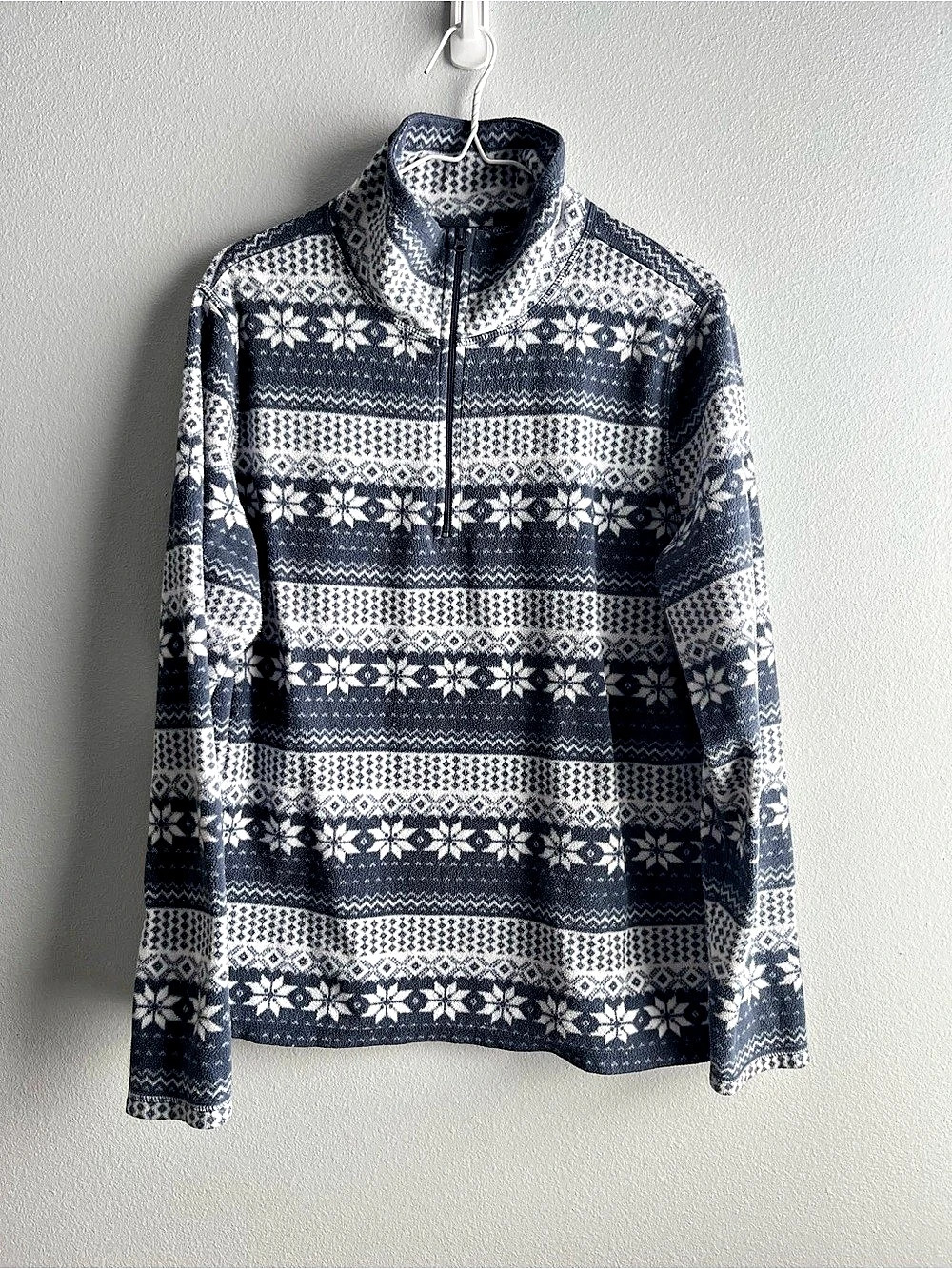 Old Navy Fair Isle Quarter-Zip Pullover Blue & White XL